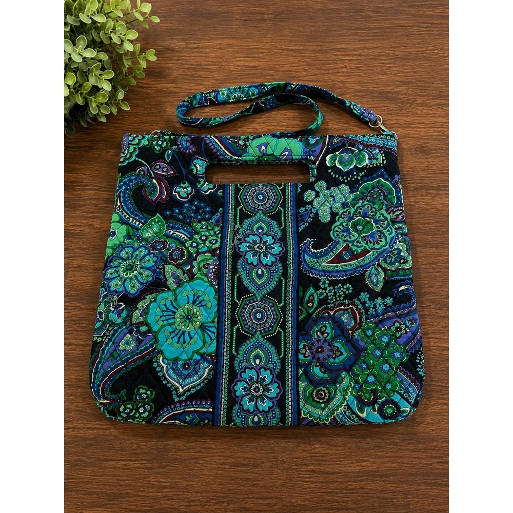 Vintage Vera Bradley Blue Rhapsody Quilted Crossbody Bag Paisley Retired Handbag